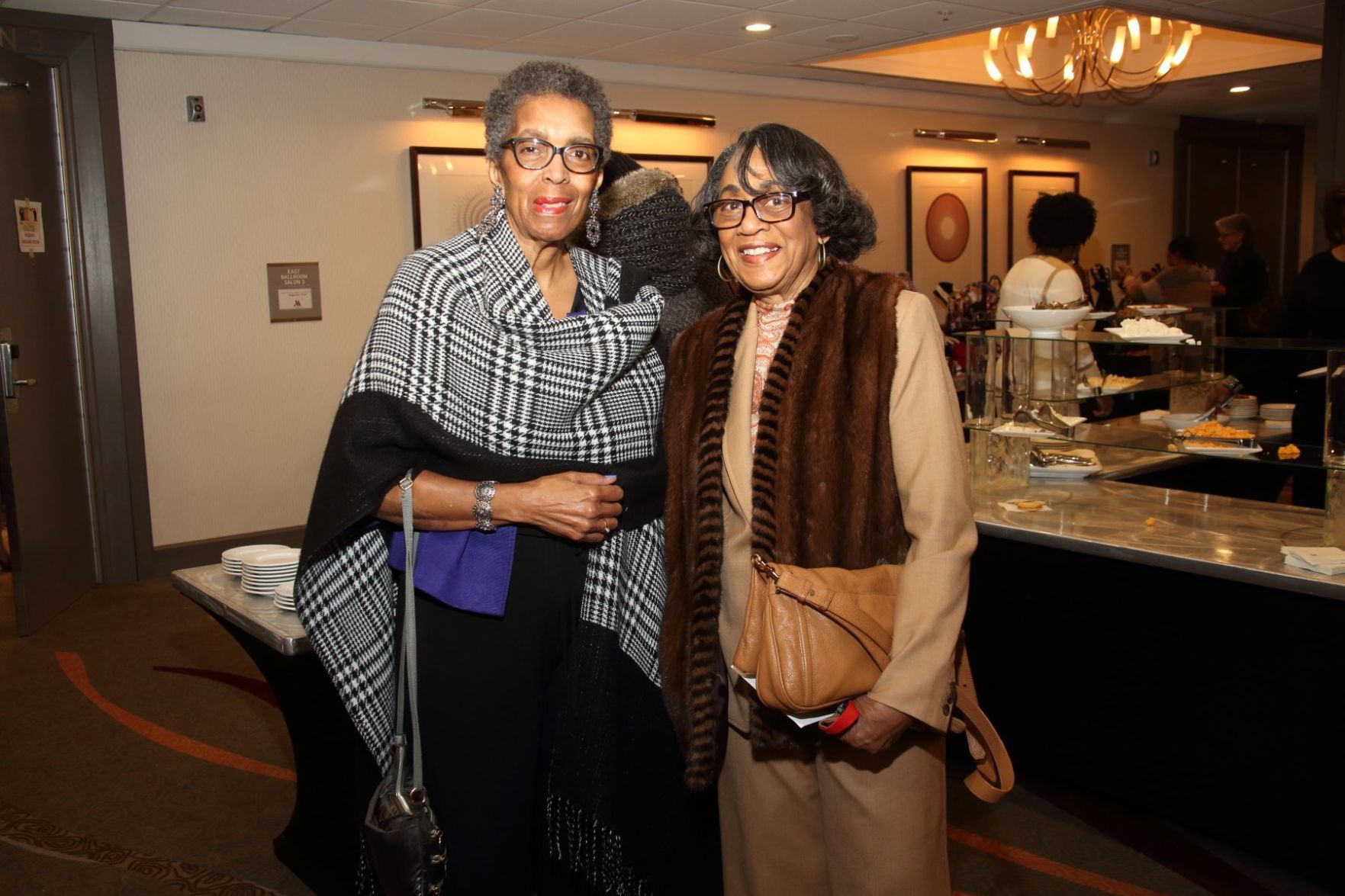 Everlean Mitchell, Willa Sloan